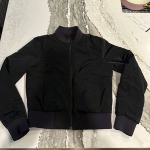 Lululemon women’s black bomber - reversible